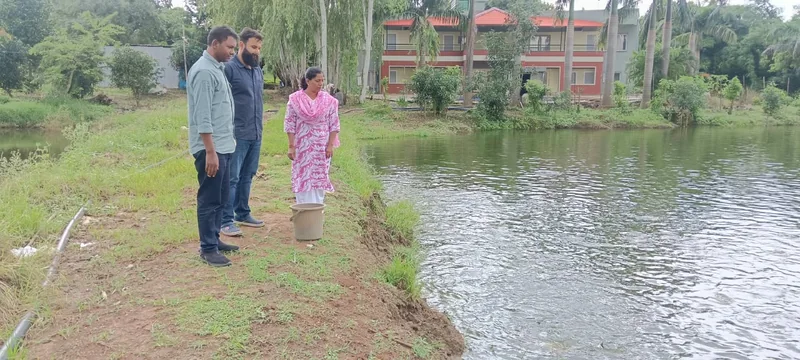 प्रधानमंत्री मत्स्य संपदा योजना से आत्मनिर्भरता की ओर बढ़े रुद्राक्ष शर्मा