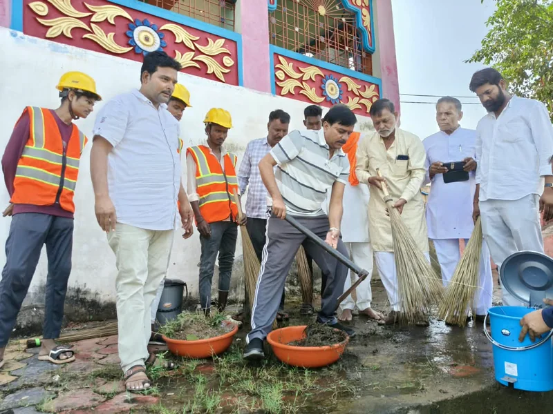 संकल्प सेवा अभियान स्वच्छता को जीवन का हिस्सा बनाएं, गंदगी न फैलाएं - राज्यमंत्री श्री लोधी