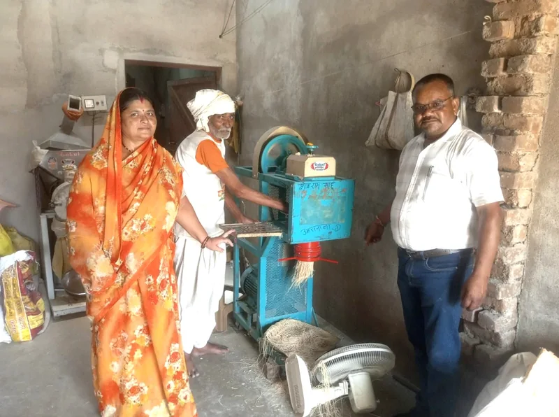 "कहानी बदलाव की" मेहनत-मजदूरी से स्वरोजगार तक का सफर, श्रीमती लीला बाई साहू बनीं सफल महिला उद्यमी